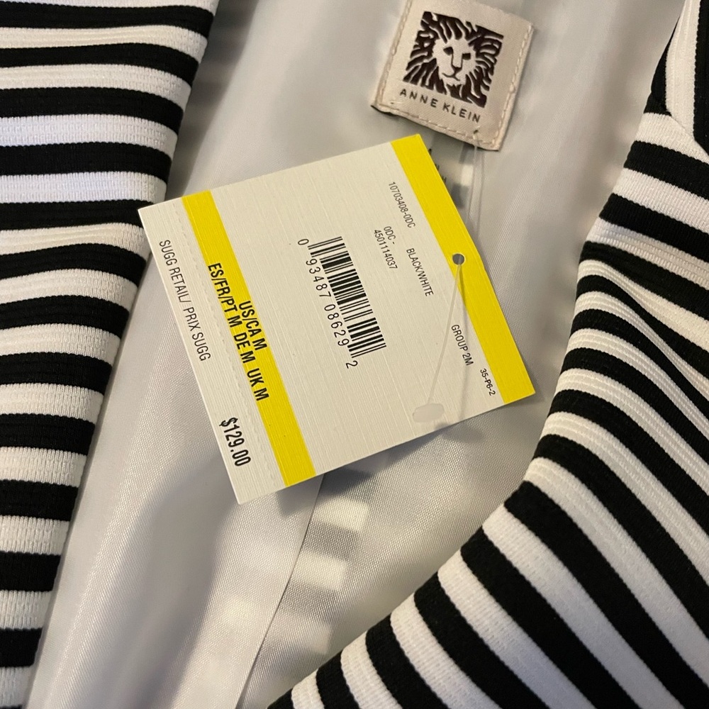 Anne Klein Black and White Striped Blazer, size M - Picture 2 of 3